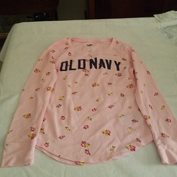 Old Navy Other - Long sleeved shirt